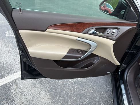 Used 2016 Buick Regal Premium FWD image 12