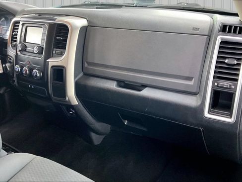 Used 2017 RAM 1500 Classic SLT AWD/4WD image 24