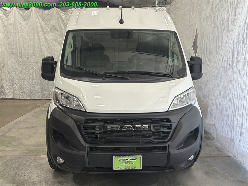 Used 2024 RAM ProMaster 2500 w/ Convenience Group FWD image 19