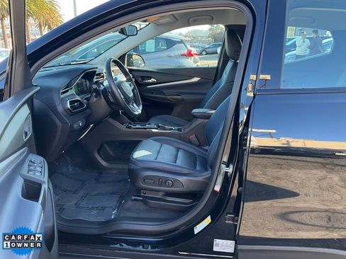 Used 2022 Chevrolet Bolt EUV LT w/ Convenience Package image 13