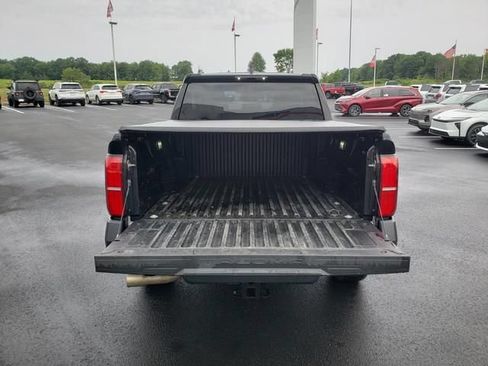 Used 2024 Toyota Tacoma SR w/ SR Upgrade Package AWD/4WD image 7