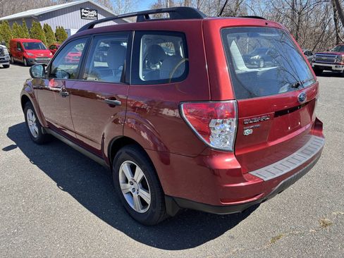 Used 2012 Subaru Forester 2.5X image 3