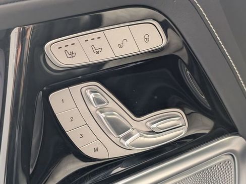 Used 2023 Mercedes-Benz G 550 image 11