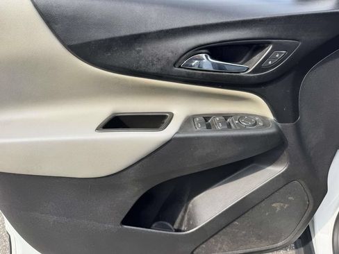 Used 2020 Chevrolet Equinox LT AWD/4WD image 19