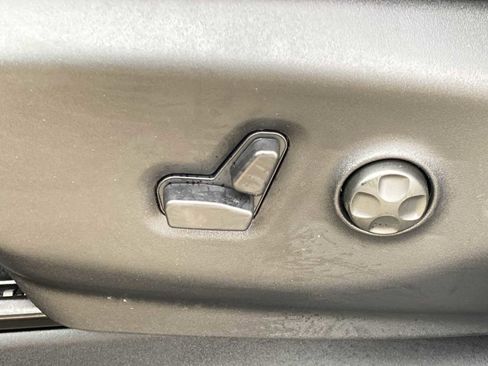 New 2026 Chrysler Pacifica Select image 21