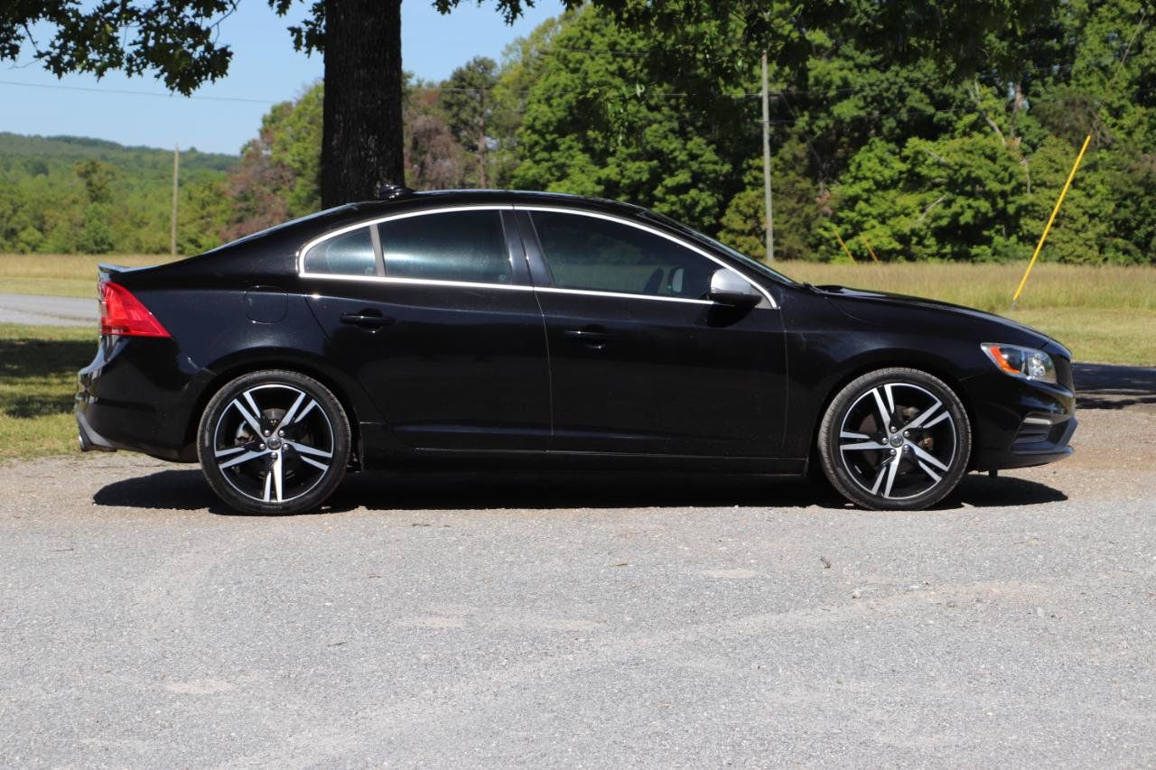 Used 2017 Volvo S60 T6 R-Design Platinum w/ Climate Package AWD/4WD image 2