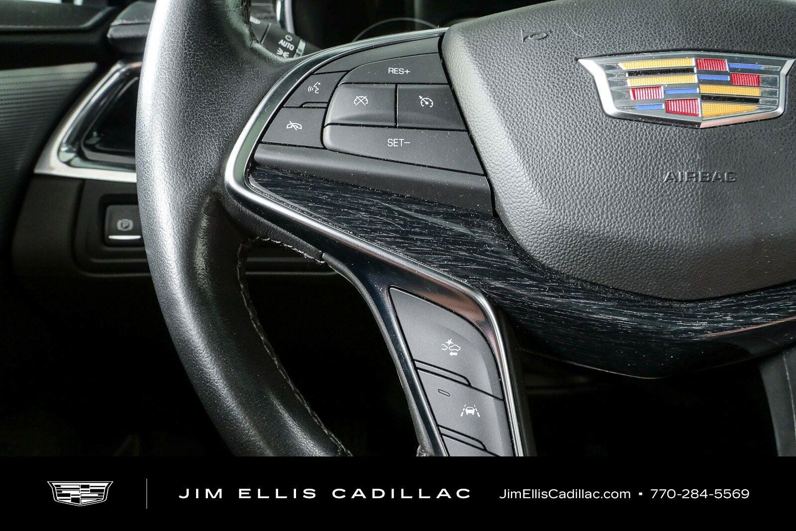 Used 2023 Cadillac XT5 Premium Luxury w/ Technology Package FWD image 11
