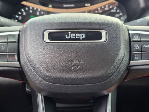 Used 2024 Jeep Compass Trailhawk AWD/4WD image 26