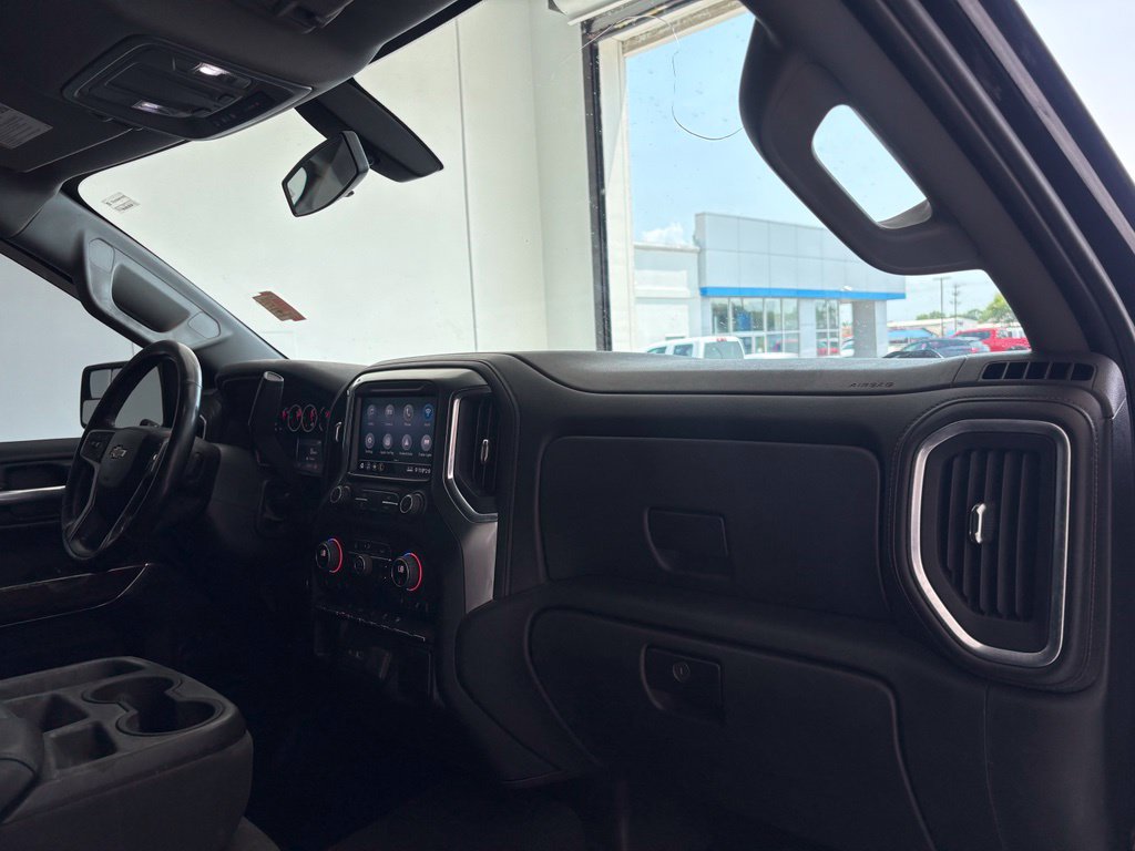 Used 2021 Chevrolet Silverado 1500 LT AWD/4WD image 34
