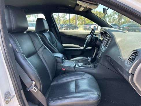 Used 2021 Dodge Charger SXT w/ Leather Interior Group image 25