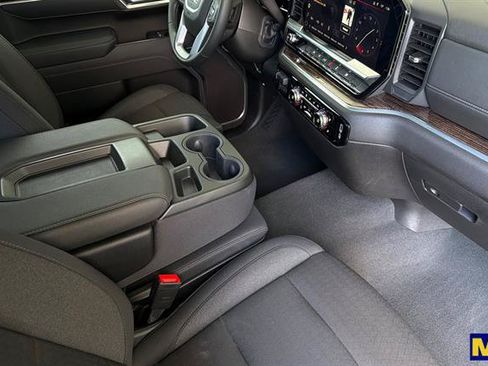 Certified 2026 GMC Sierra 1500 Elevation RWD image 19