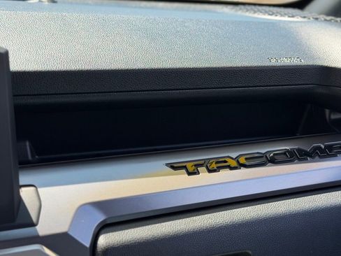 Certified 2025 Toyota Tacoma TRD Sport AWD/4WD image 18