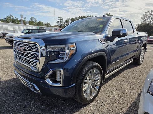 Used 2019 GMC Sierra 1500 Denali w/ Denali Ultimate Package image 3
