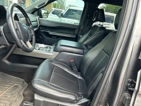Used 2021 Ford Expedition Max XLT AWD/4WD image 6