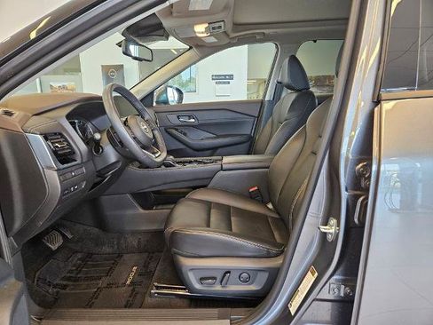 Certified 2023 Nissan Rogue SL w/ SL Premium Package AWD/4WD image 15