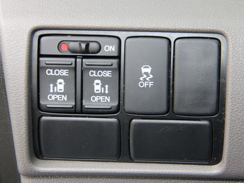 Used 2015 Honda Odyssey EX image 25