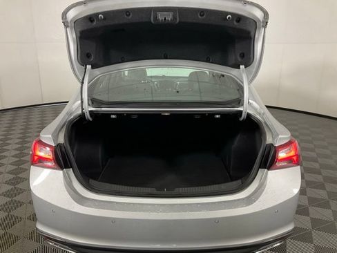 Used 2020 Chevrolet Malibu Premier FWD image 36