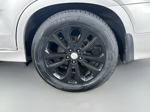 Used 2014 Kia Sorento SX w/ 3rd Row Package FWD image 34