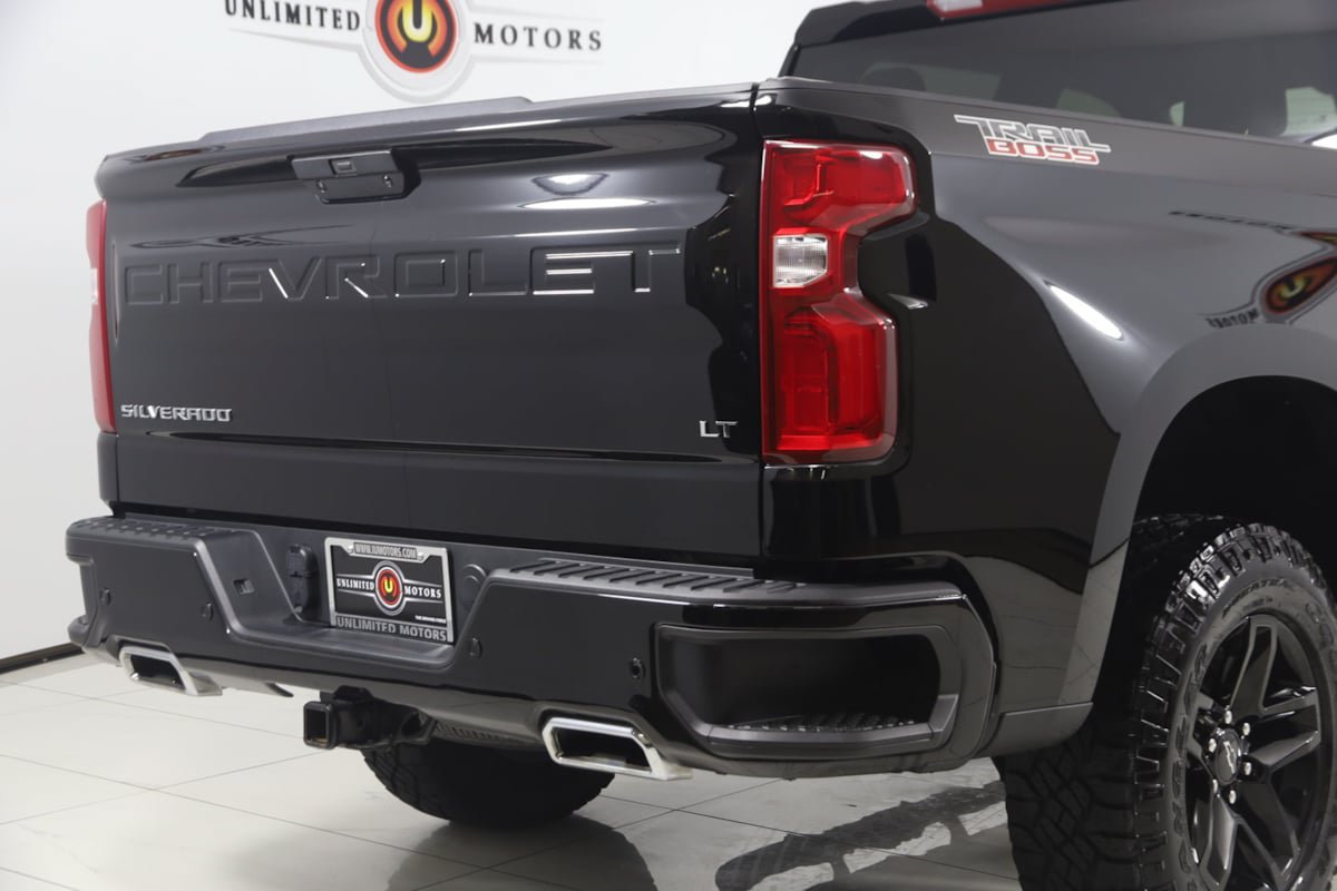 Used 2022 Chevrolet Silverado 1500 LT Trail Boss w/ Safety Package AWD/4WD image 34