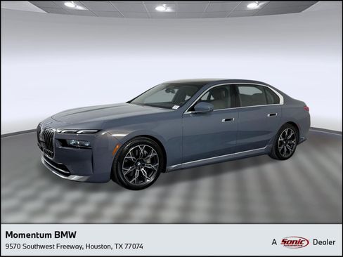 Certified 2023 BMW i7 xDrive60 AWD/4WD image 1
