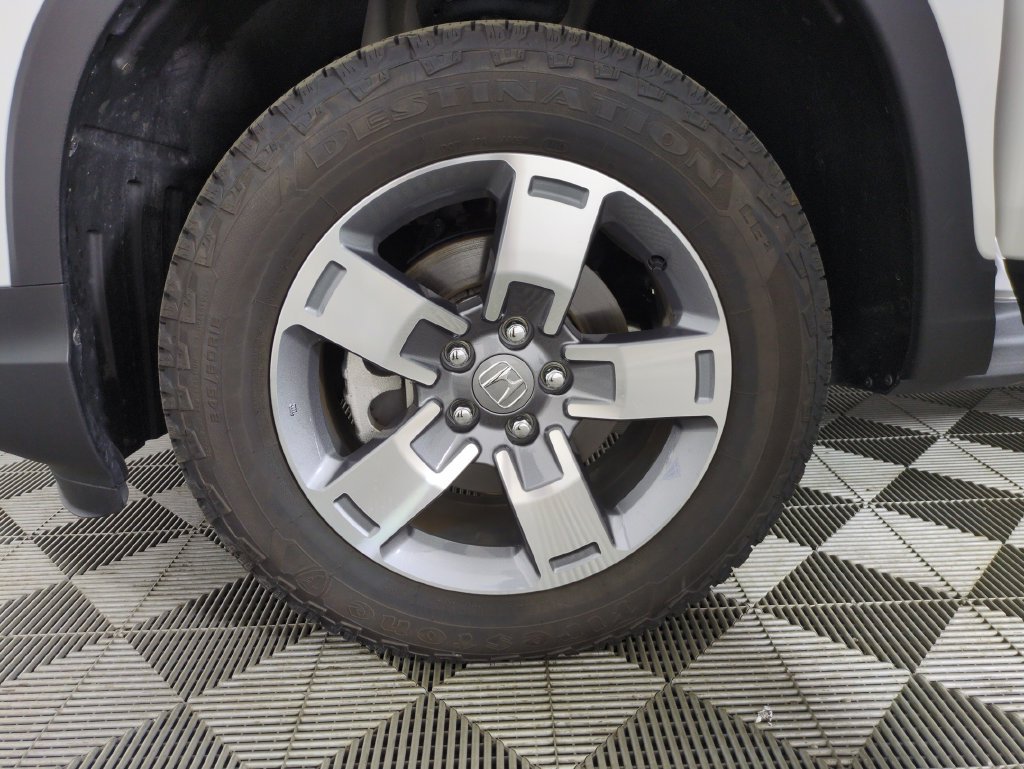 Certified 2025 Honda Ridgeline RTL image 30