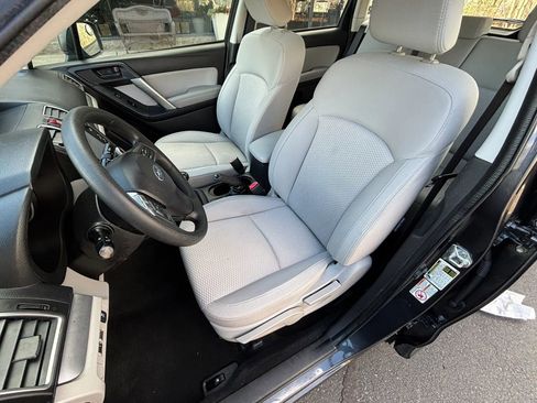 Used 2016 Subaru Forester 2.5i AWD/4WD image 19