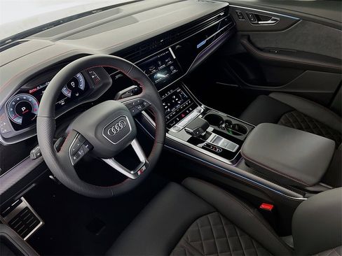 New 2026 Audi Q8 Prestige image 9