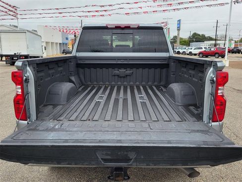 Used 2025 Chevrolet Silverado 2500 LT w/ Texas Edition image 32