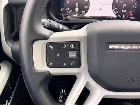 Used 2024 Land Rover Defender 110 S image 21