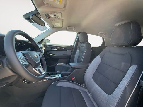 New 2026 Chevrolet TrailBlazer LT w/ Convenience Package AWD/4WD image 9