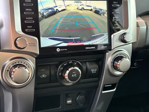 Certified 2022 Toyota 4Runner SR5 Premium image 25