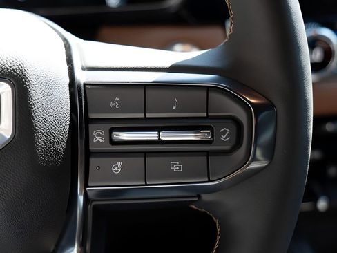 New 2026 GMC Canyon AT4 w/ Technology Plus Package image 13