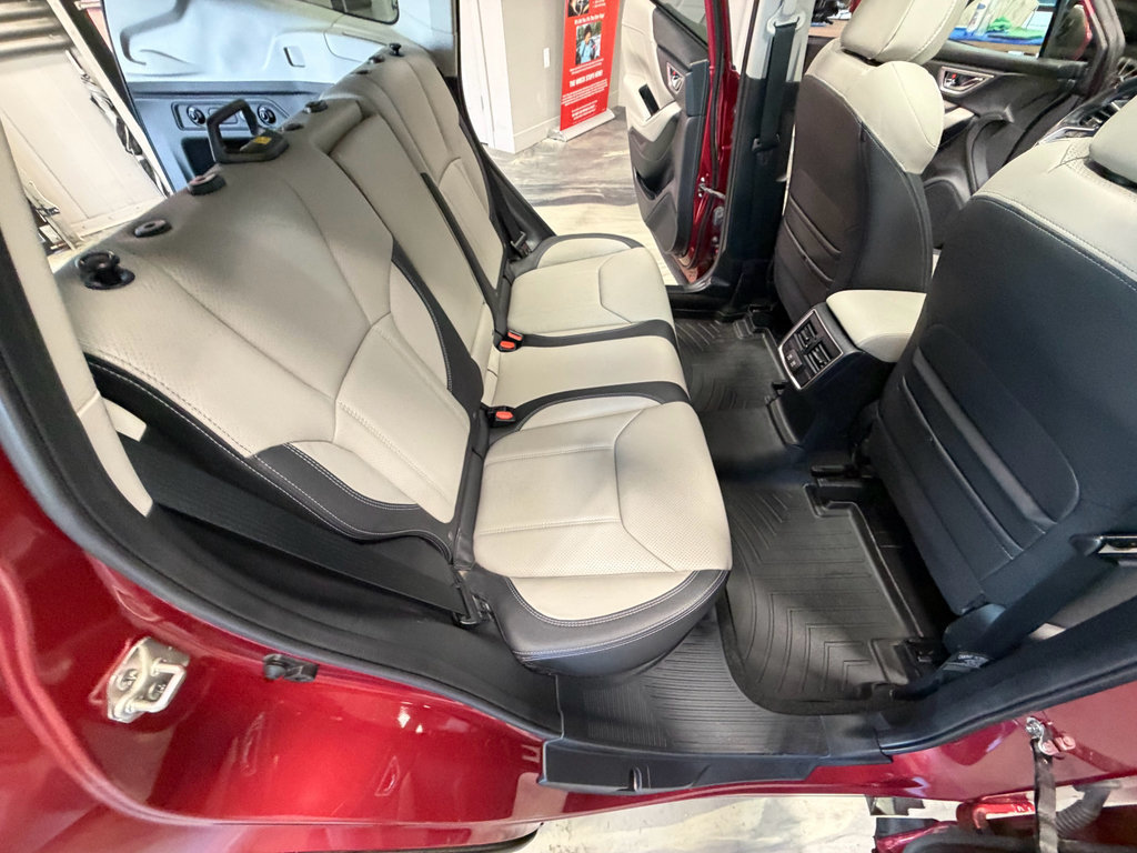 Used 2020 Subaru Forester Limited AWD/4WD image 46