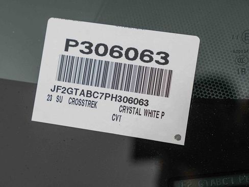 Certified 2023 Subaru Crosstrek 2.0i image 33