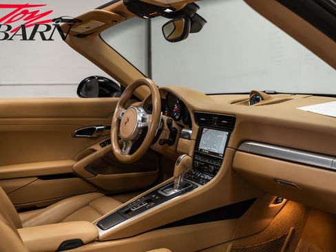 Used 2015 Porsche 911 Carrera S image 51