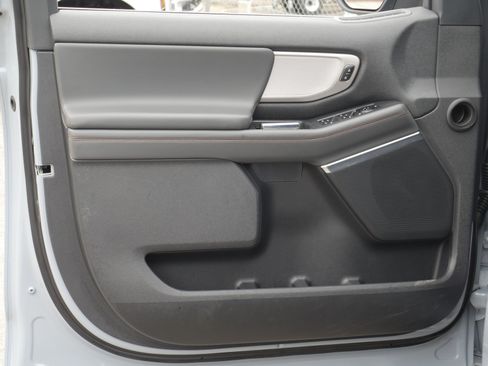 Certified 2025 Ford Expedition Max Active image 37