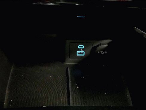 Used 2022 Ford Escape SEL image 31