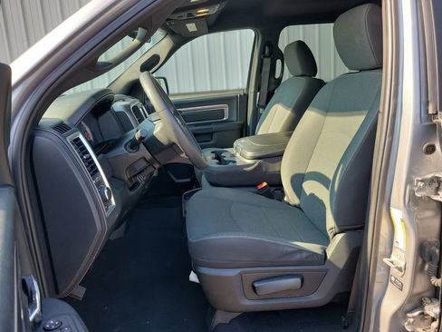 Used 2024 RAM 1500 Warlock AWD/4WD image 18