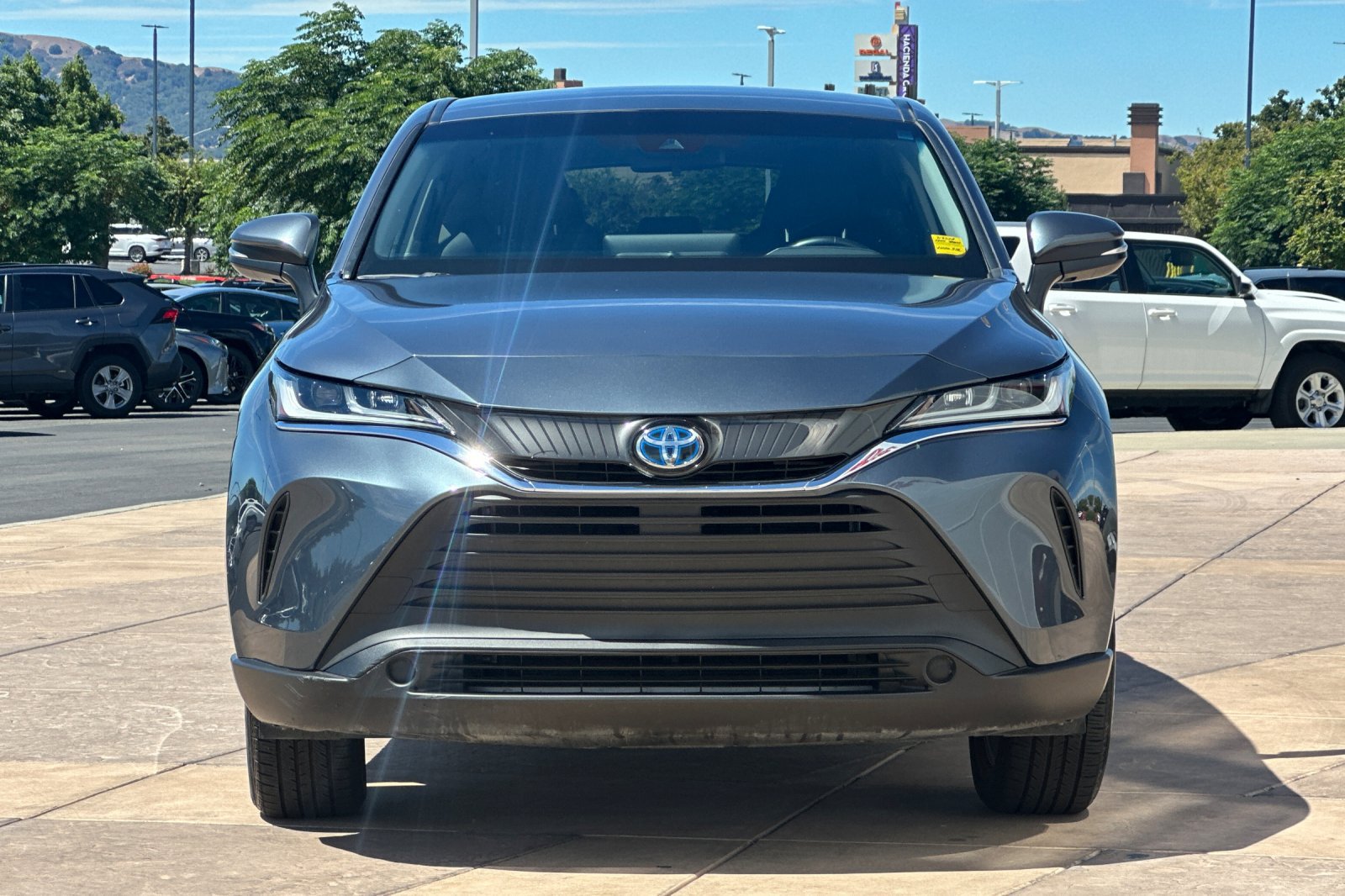 Certified 2024 Toyota Venza LE AWD/4WD image 11