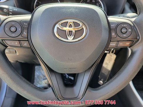 Certified 2022 Toyota RAV4 LE w/ Carpet Mat Package (TMS) FWD image 18
