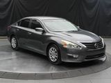 Used 2015 Nissan Altima 2.5 S image 2