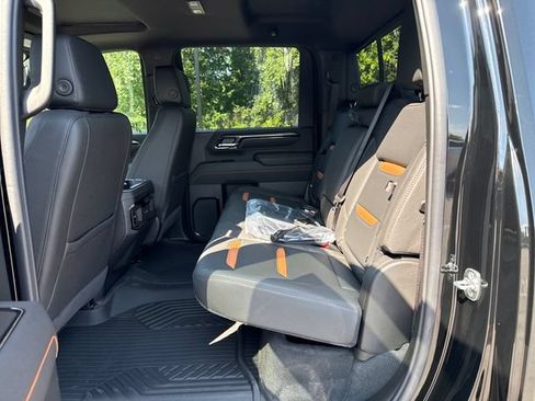 New 2026 GMC Sierra 2500 AT4 w/ AT4 Premium Plus Package AWD/4WD image 14