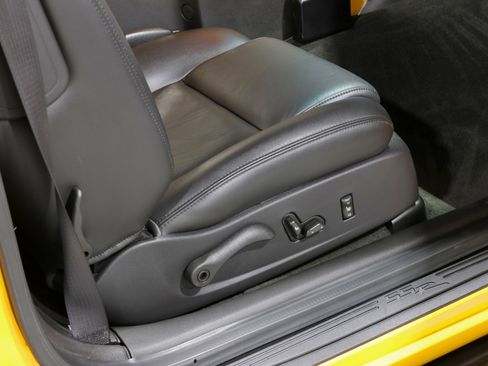 Used 2005 Chevrolet SSR w/ Preferred Equipment Group image 53