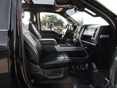 Used 2016 Ford F150 Platinum w/ Equipment Group 701A Luxury image 30