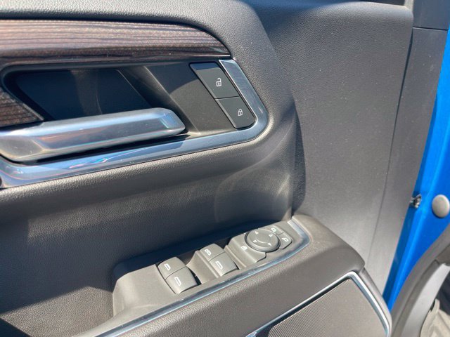 Used 2023 Chevrolet Silverado 1500 RST AWD/4WD image 16