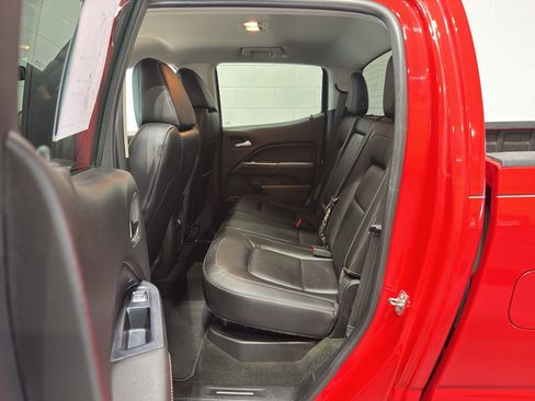 Used 2015 GMC Canyon SLT w/ Driver Alert Package image 11