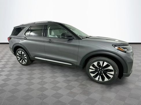 New 2026 Ford Explorer Platinum w/ LUX Leather Package AWD/4WD image 4