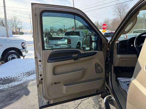 Used 2007 Ford F250 XLT image 14