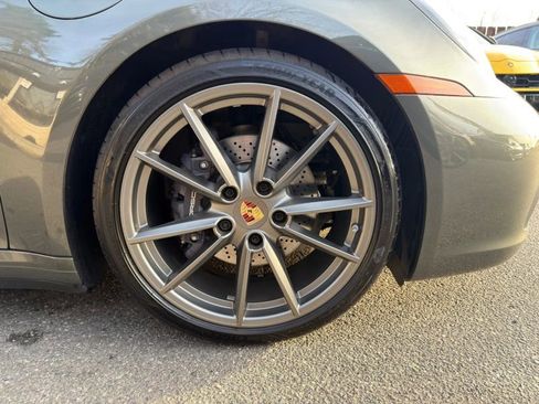 Used 2024 Porsche 911 Carrera image 27