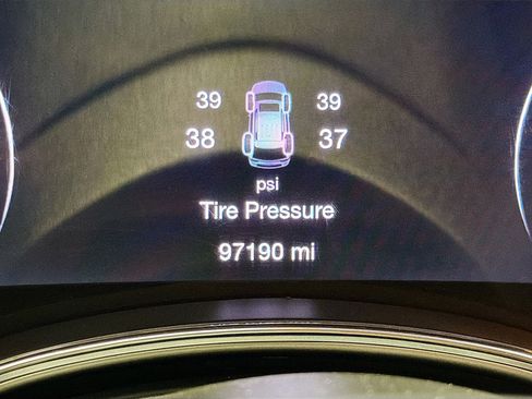 Used 2020 Jeep Grand Cherokee Limited w/ Luxury Group II image 8